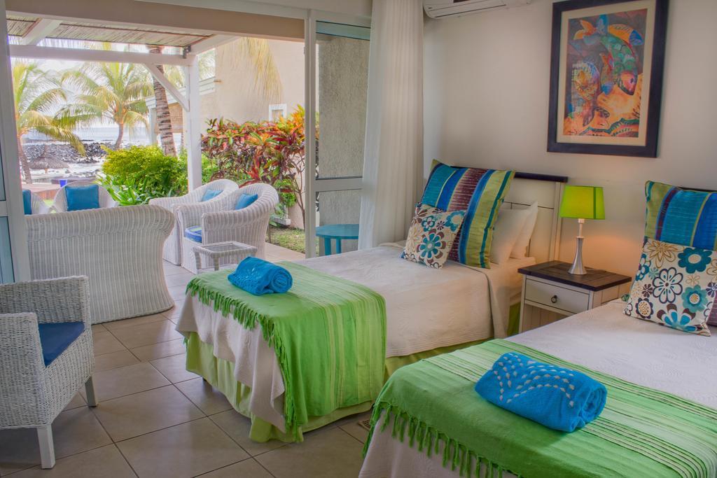 White Oaks Villas Trou aux Biches Room photo